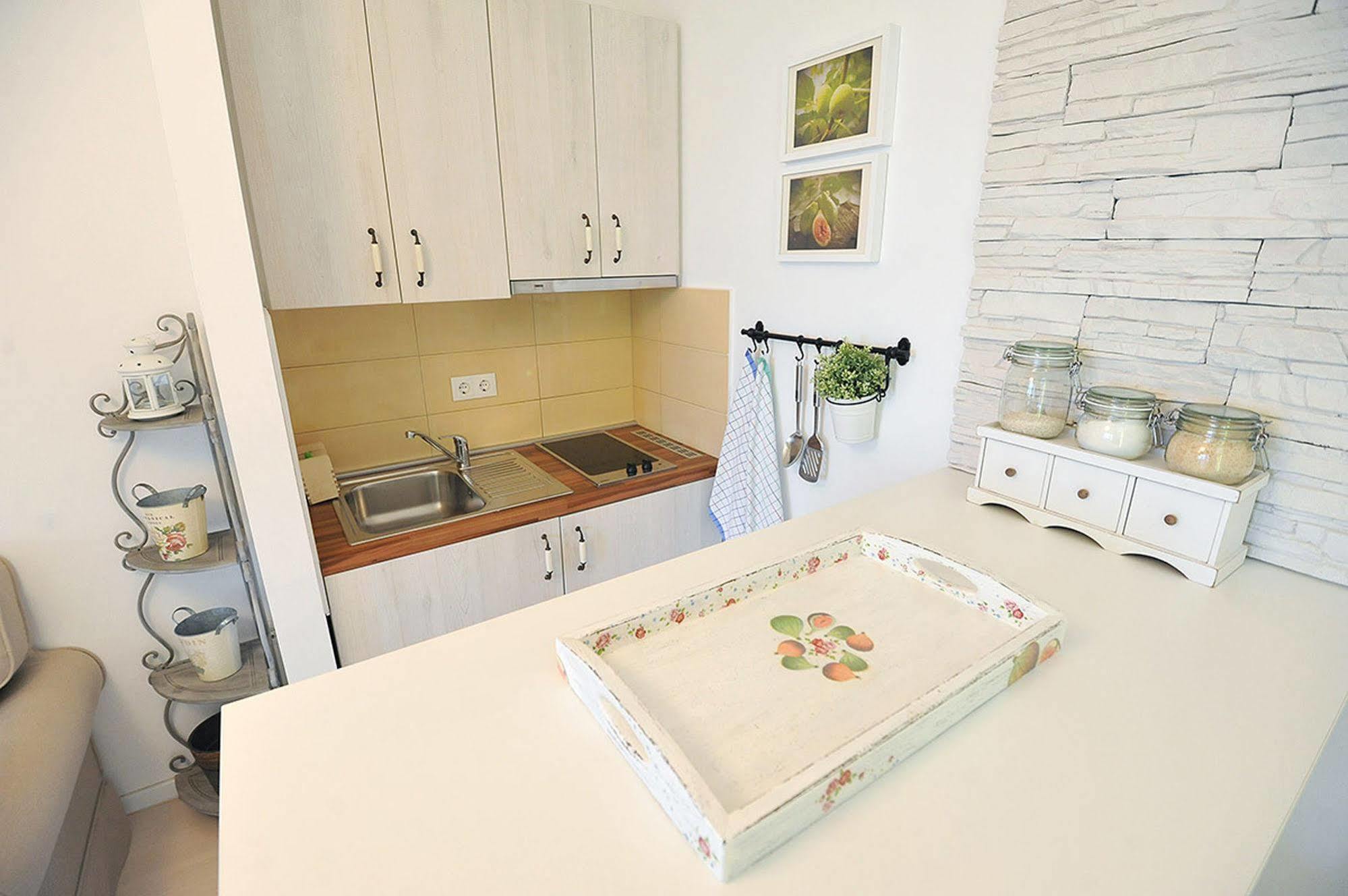 Bonamare Apartments Turanj Dış mekan fotoğraf