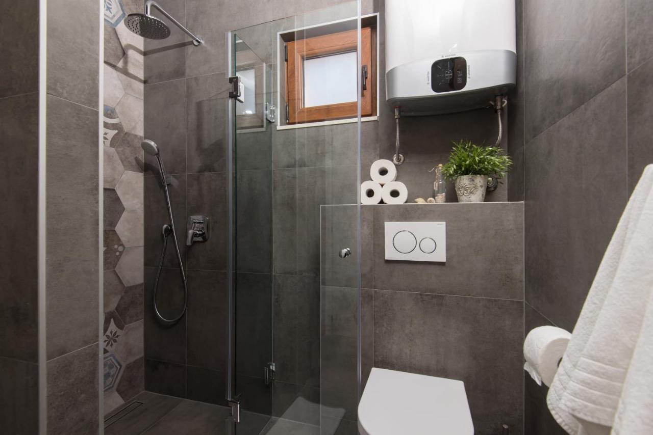 Bonamare Apartments Turanj Dış mekan fotoğraf